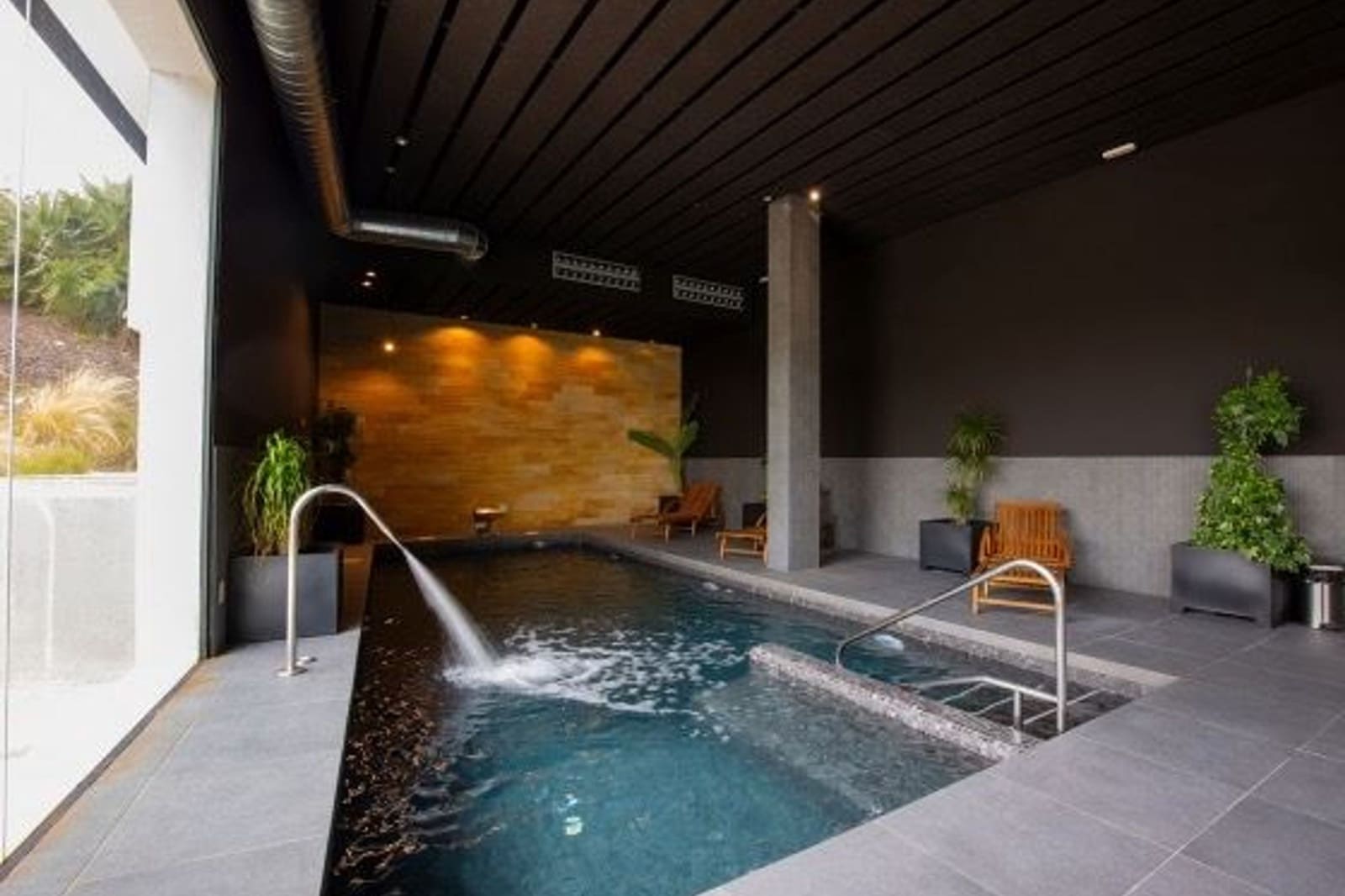 2 bedroom Apartment for sale in La Zenia with pool - € 335,000 (Ref: 9399813)