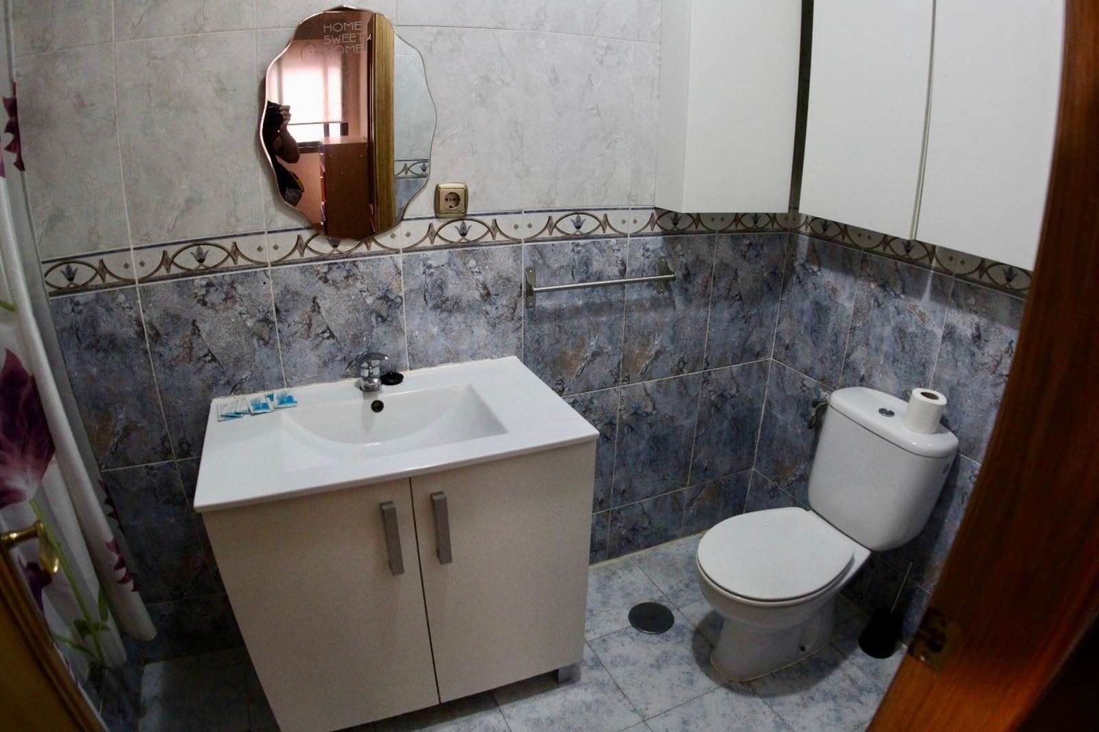 3 bedroom Apartment for sale in Torrevieja - € 180,000 (Ref: 9401751)