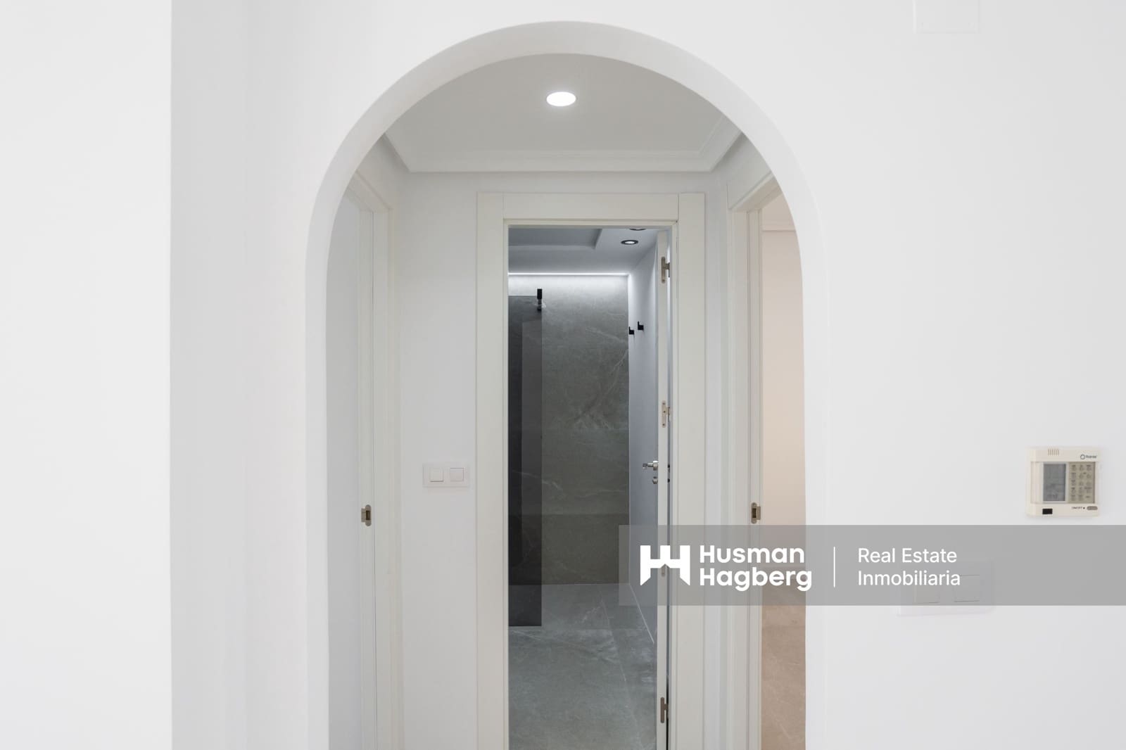 2 bedroom Apartment for sale in Torre de la Horadada with pool - € 225,000 (Ref: 9401752)