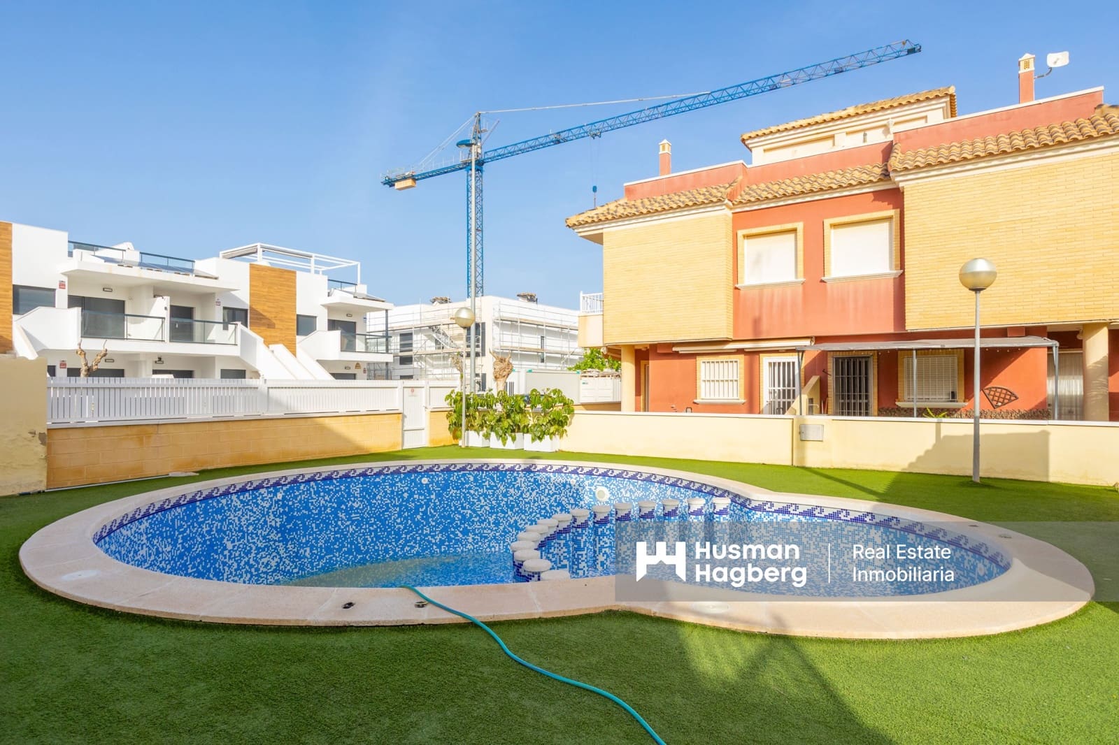 2 bedroom Apartment for sale in Torre de la Horadada with pool - € 225,000 (Ref: 9401752)