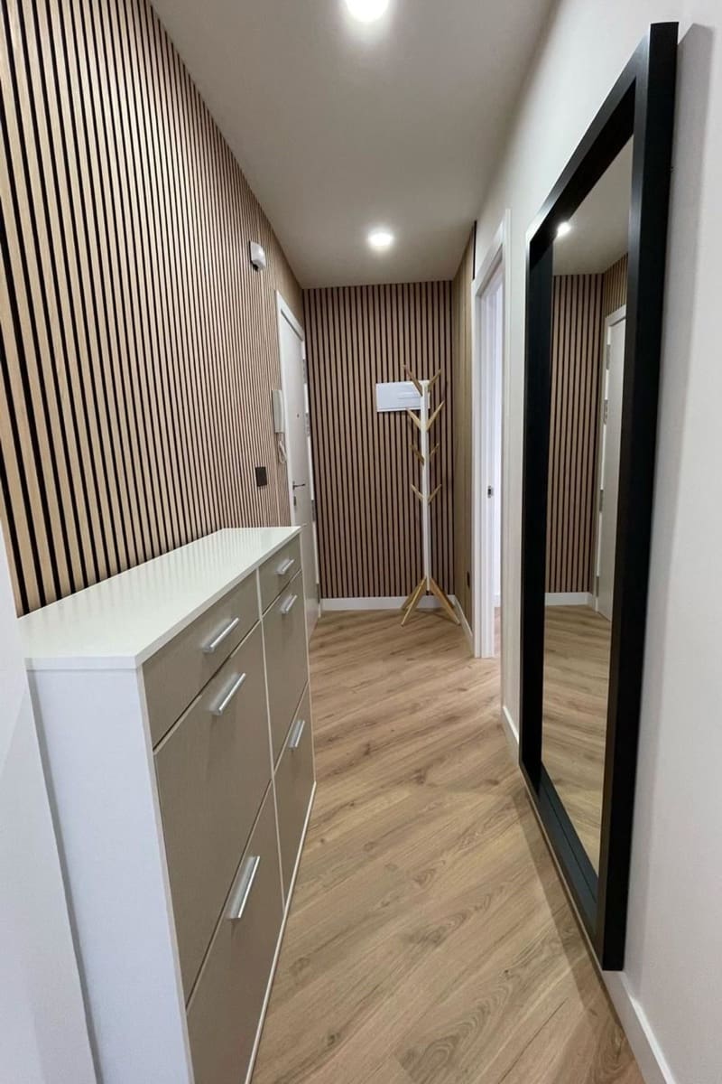 Apartamento de 2 habitaciones en Torrevieja en venta con piscina - 190.000 € (Ref: 9401753)