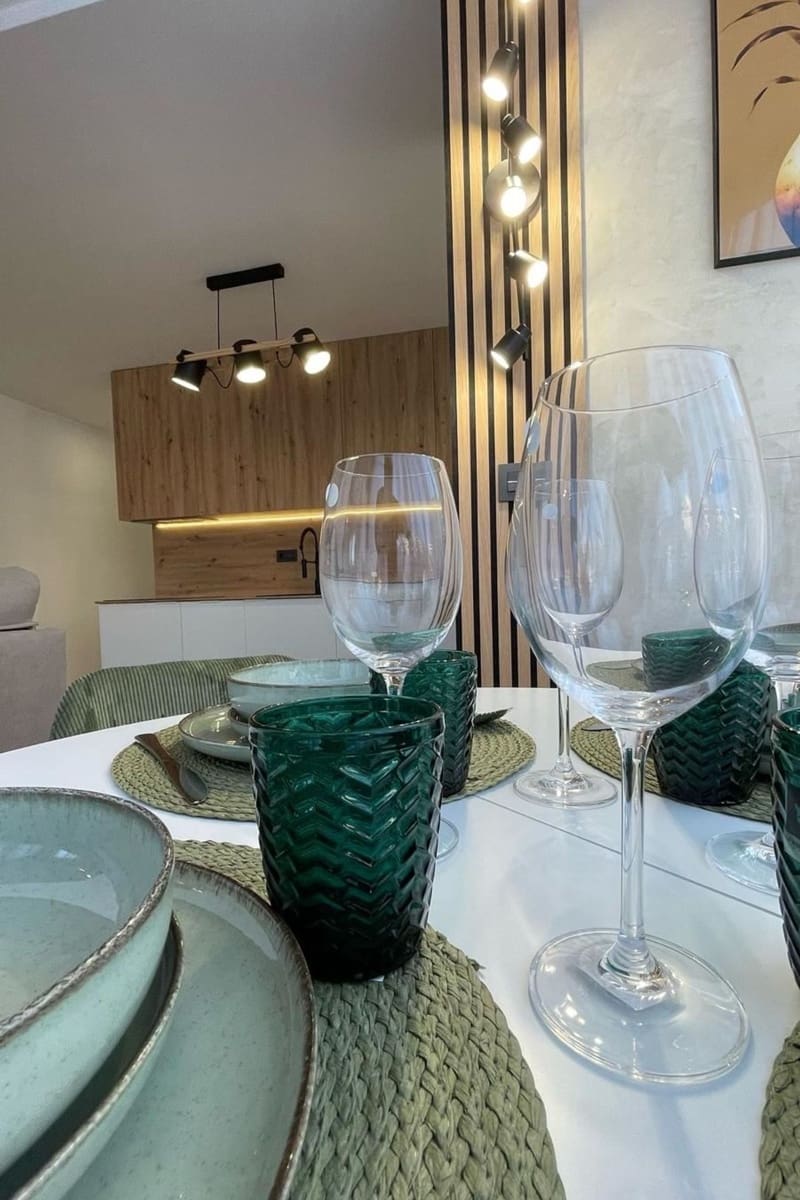 Apartamento de 2 habitaciones en Torrevieja en venta con piscina - 190.000 € (Ref: 9401753)