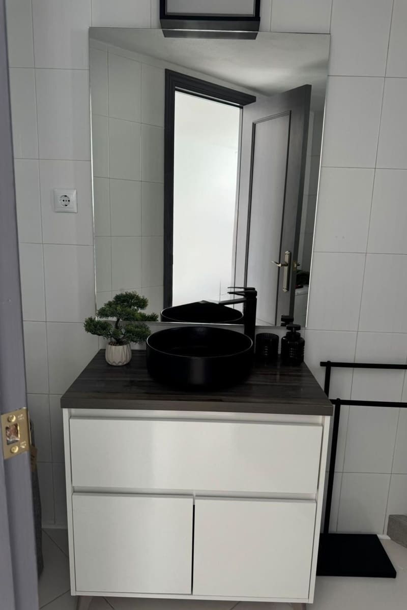 2 sypialnia Apartament na sprzedaż w Torrevieja - 210 000 € (Ref: 9401754)