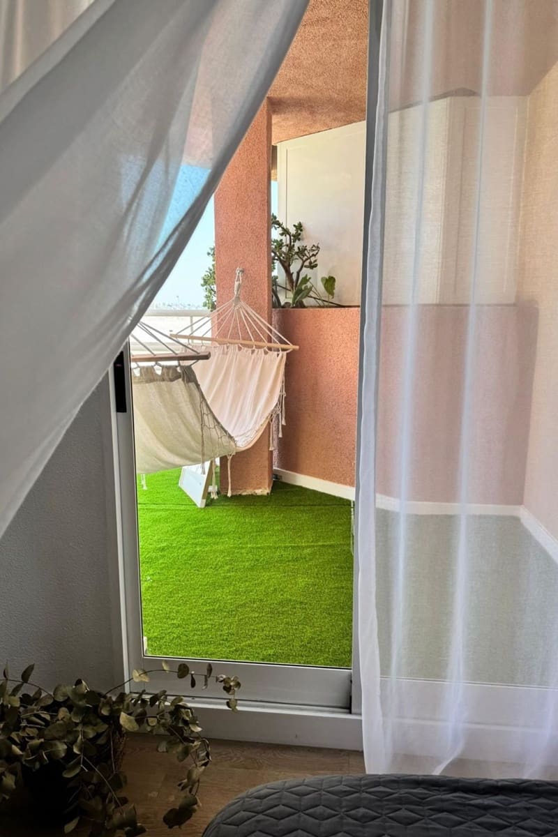 2 sypialnia Apartament na sprzedaż w Torrevieja - 210 000 € (Ref: 9401754)