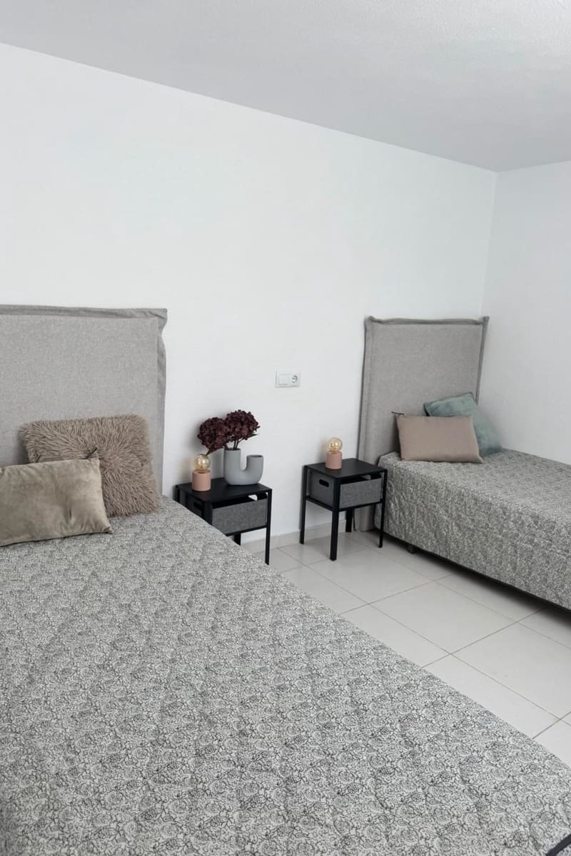 2 sypialnia Apartament na sprzedaż w Torrevieja - 210 000 € (Ref: 9401754)