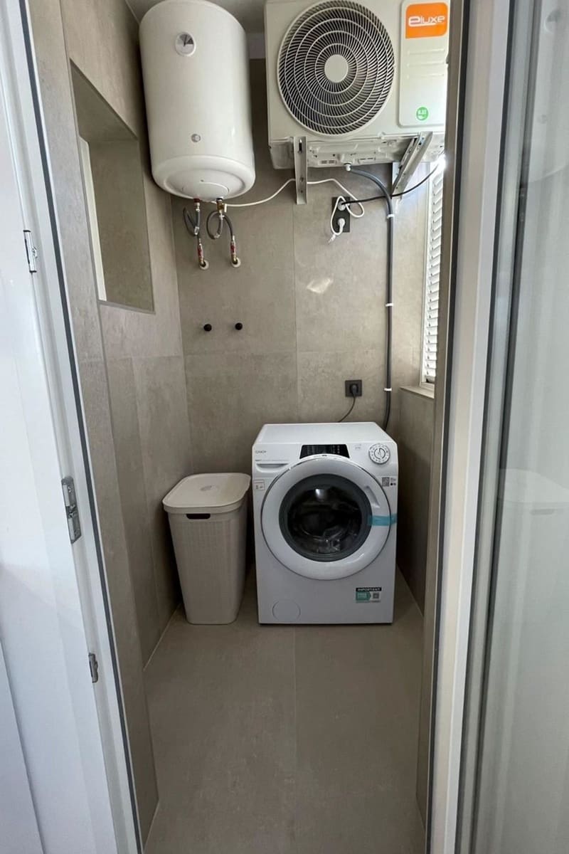 2 sovrum Lägenhet till salu i Torrevieja med pool - 189 900 € (Ref: 9402527)