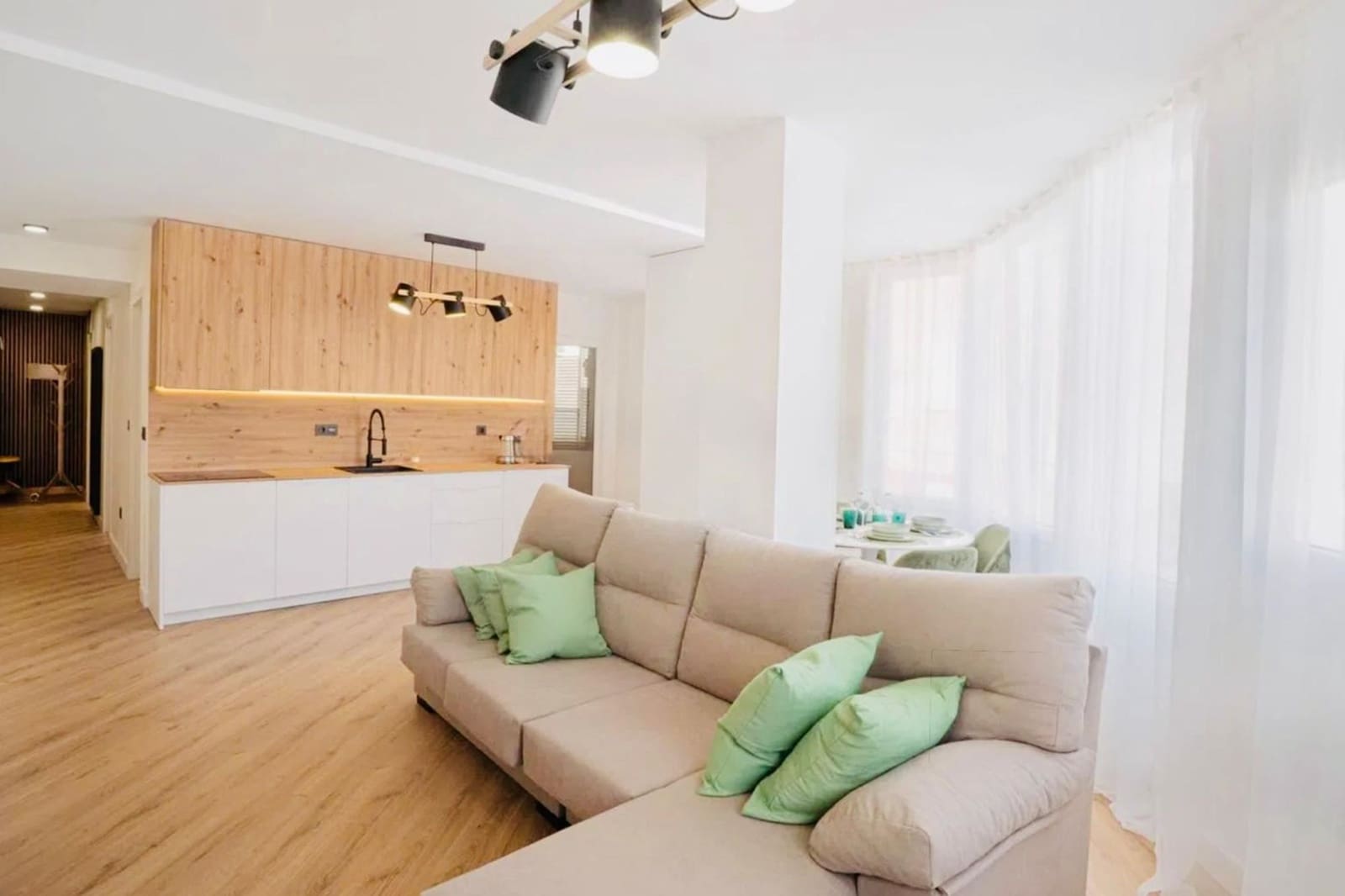 2 sovrum Lägenhet till salu i Torrevieja med pool - 189 900 € (Ref: 9402527)