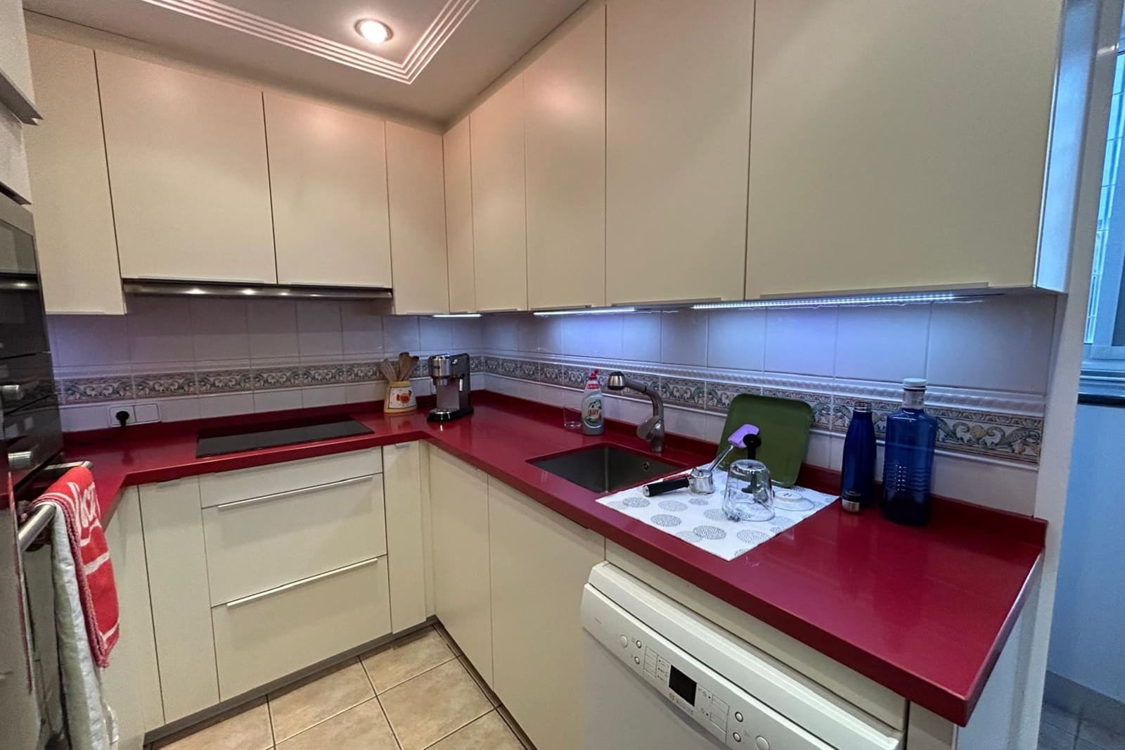 3 soveværelse Byhus til salg i Torrevieja med swimmingpool - € 225.000 (Ref: 9402528)