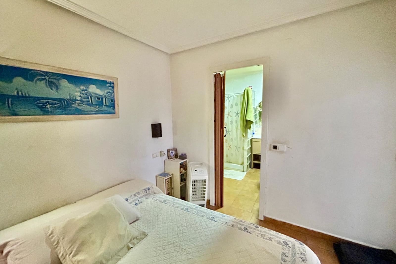 2 soverom Leilighet til salgs i Alicante by med svømmebasseng - € 205 000 (Ref: 9402529)