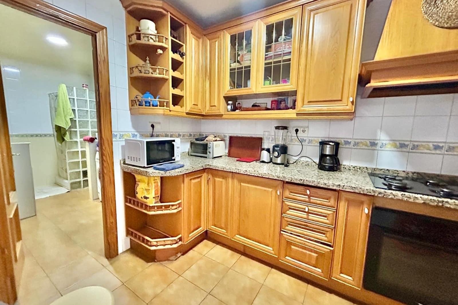 2 soverom Leilighet til salgs i Alicante by med svømmebasseng - € 205 000 (Ref: 9402529)