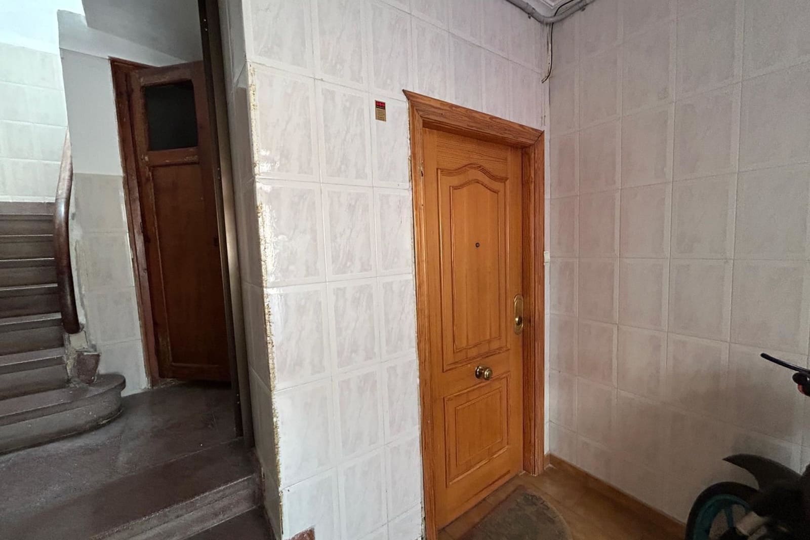 2 soverom Leilighet til salgs i Alicante by med svømmebasseng - € 205 000 (Ref: 9402529)