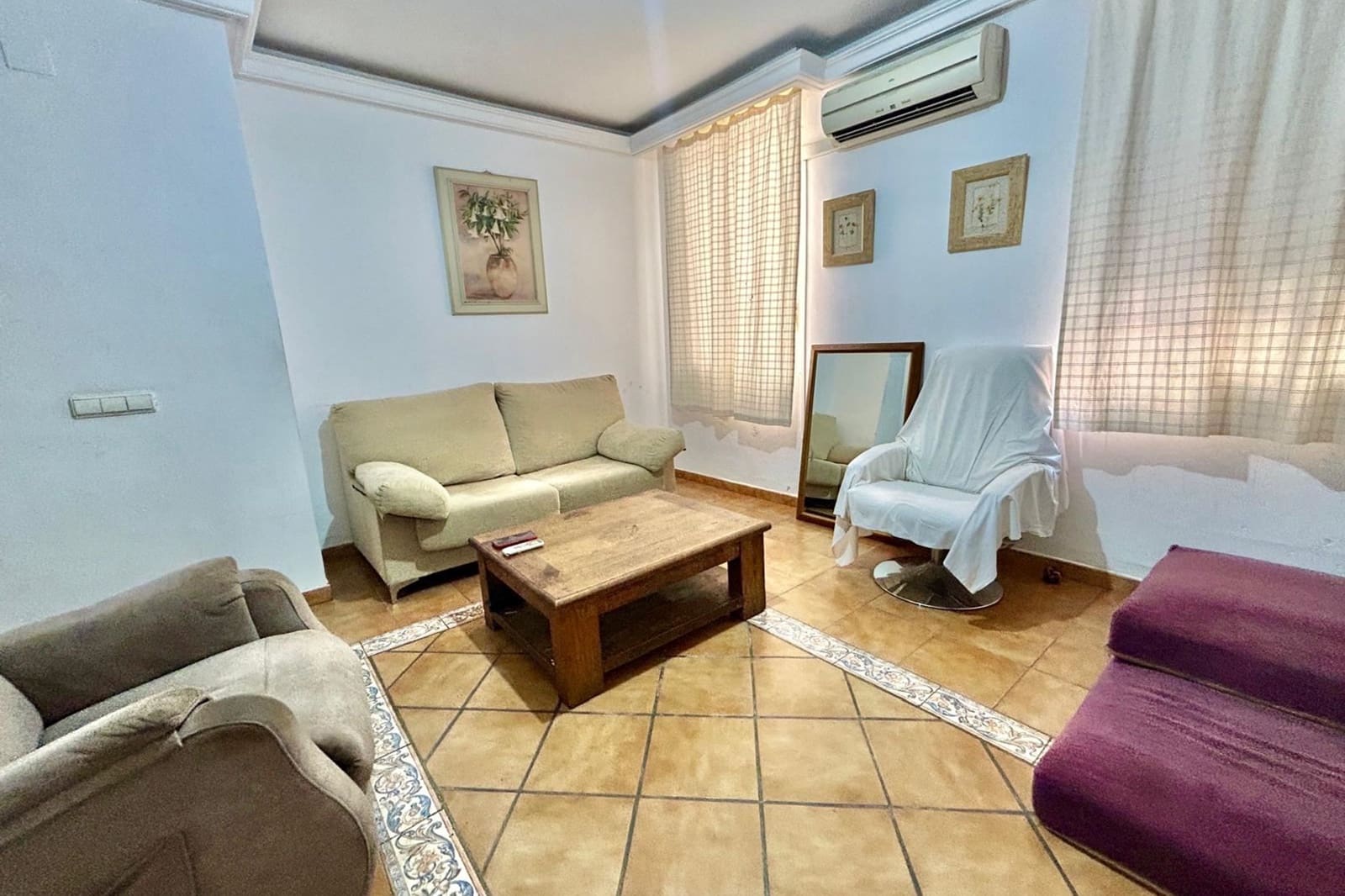 2 soverom Leilighet til salgs i Alicante by med svømmebasseng - € 205 000 (Ref: 9402529)