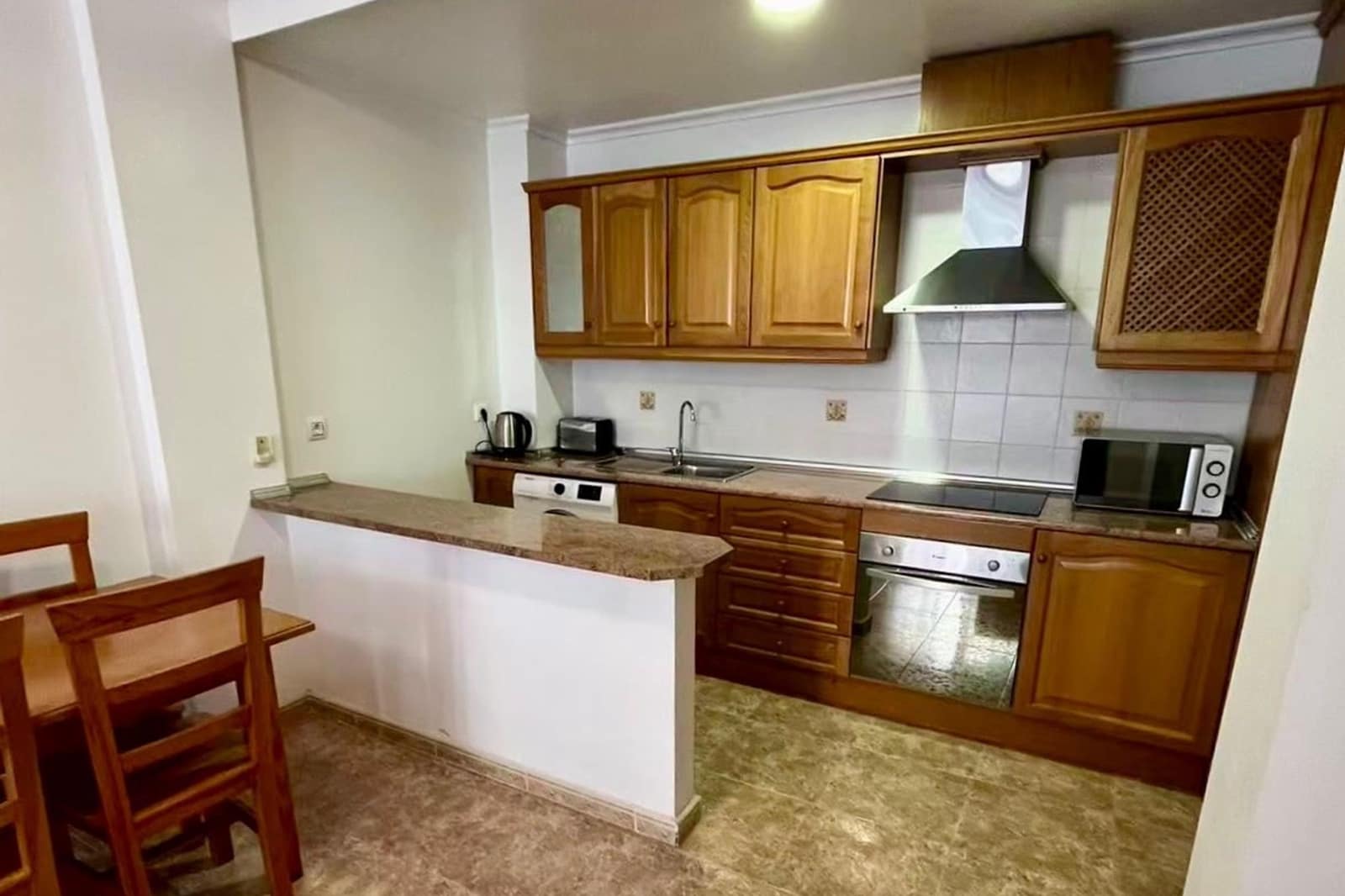 Apartamento de 2 habitaciones en Cabo Roig en venta con piscina - 185.000 € (Ref: 9402561)