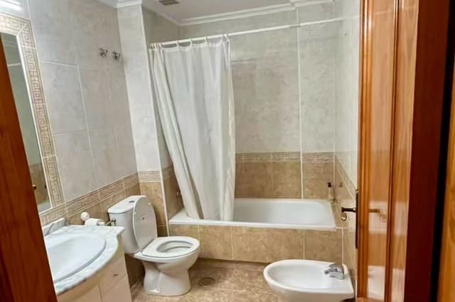 2 soveværelse Lejlighed til salg i Cabo Roig, Orihuela med swimmingpool - € 185.000 (Ref: 9402561)