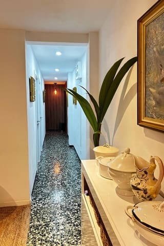 4 quarto Apartamento para venda em San Antón, Alicante cidade - 219 000 € (Ref: 9404622)