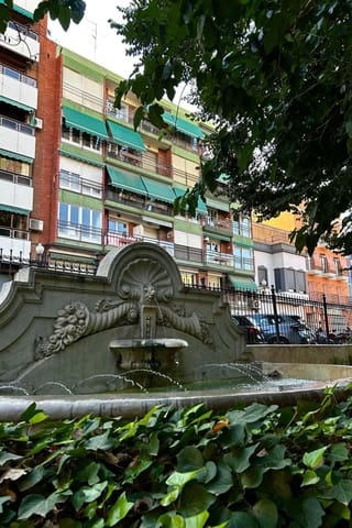 4 quarto Apartamento para venda em San Antón, Alicante cidade - 219 000 € (Ref: 9404622)