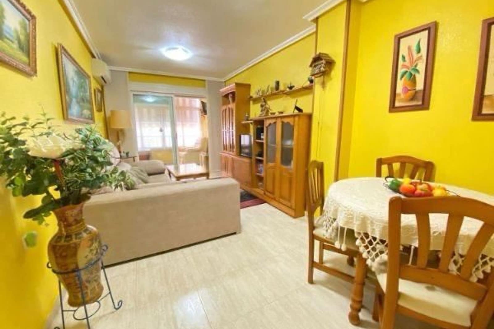 2 sovrum Lägenhet till salu i Guardamar del Segura - 180 000 € (Ref: 9404623)