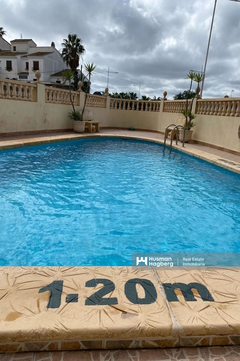 2 sovrum Lägenhet till salu i San Miguel de Salinas med pool - 210 000 € (Ref: 9404625)