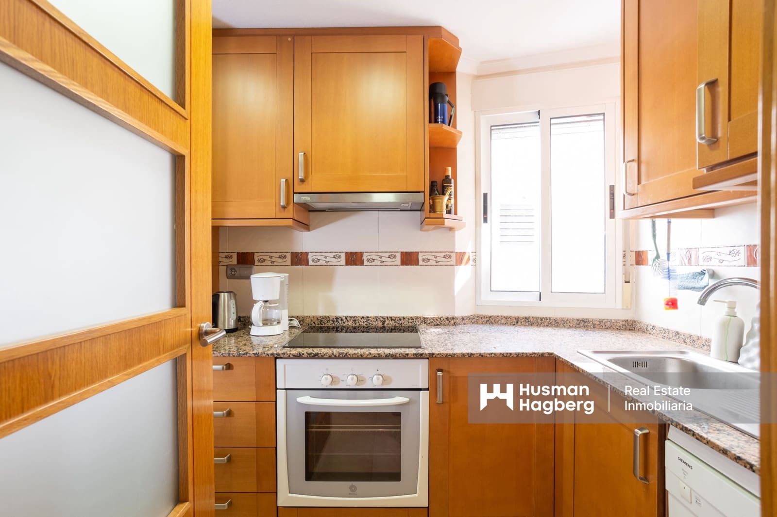 2 bedroom Apartment for sale in Torrevieja - € 189,000 (Ref: 9404756)