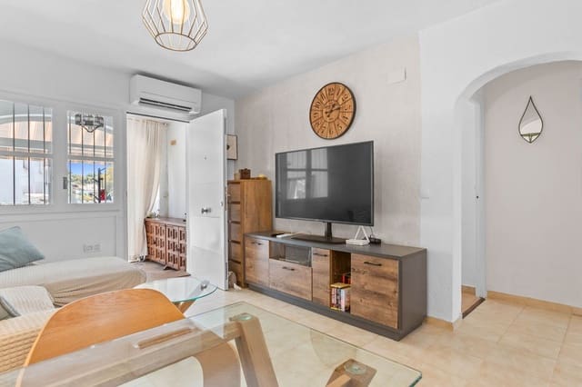 2 makuuhuone Huoneisto myytävänä paikassa Los Balcones mukana uima-altaan - 149 000 € (Ref: 9409924)