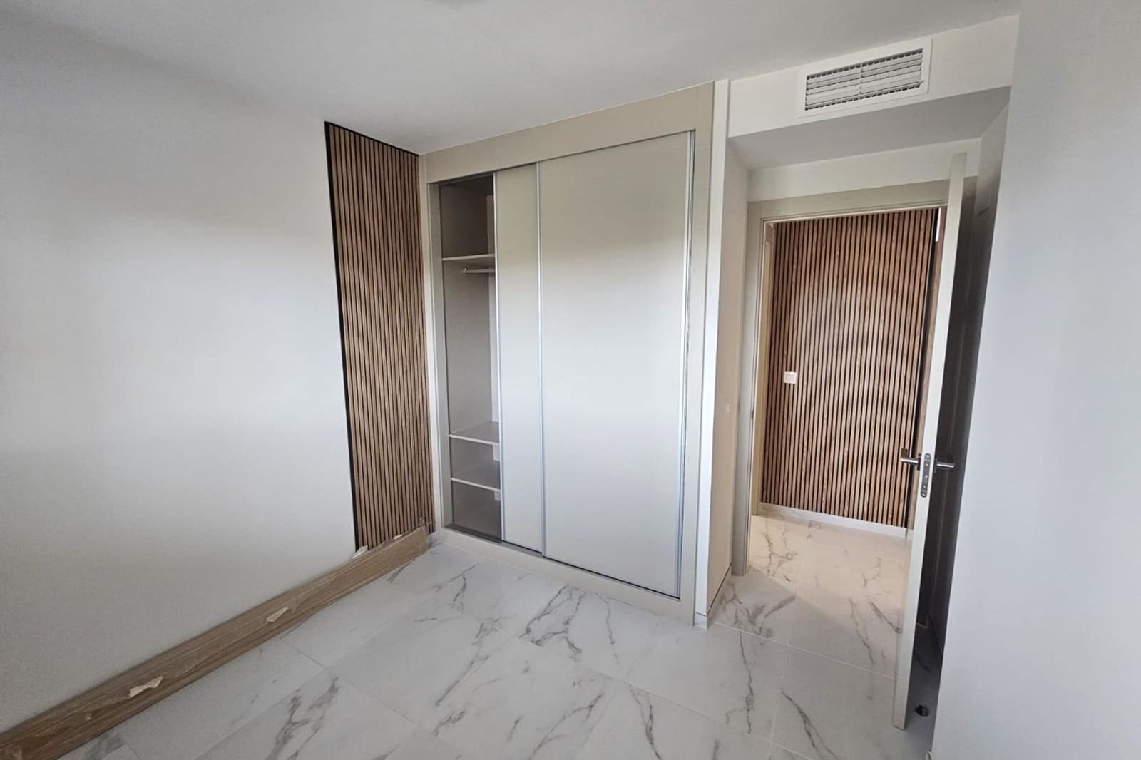 2 bedroom Apartment for sale in Playa Flamenca with pool - € 385,000 (Ref: 9410089)