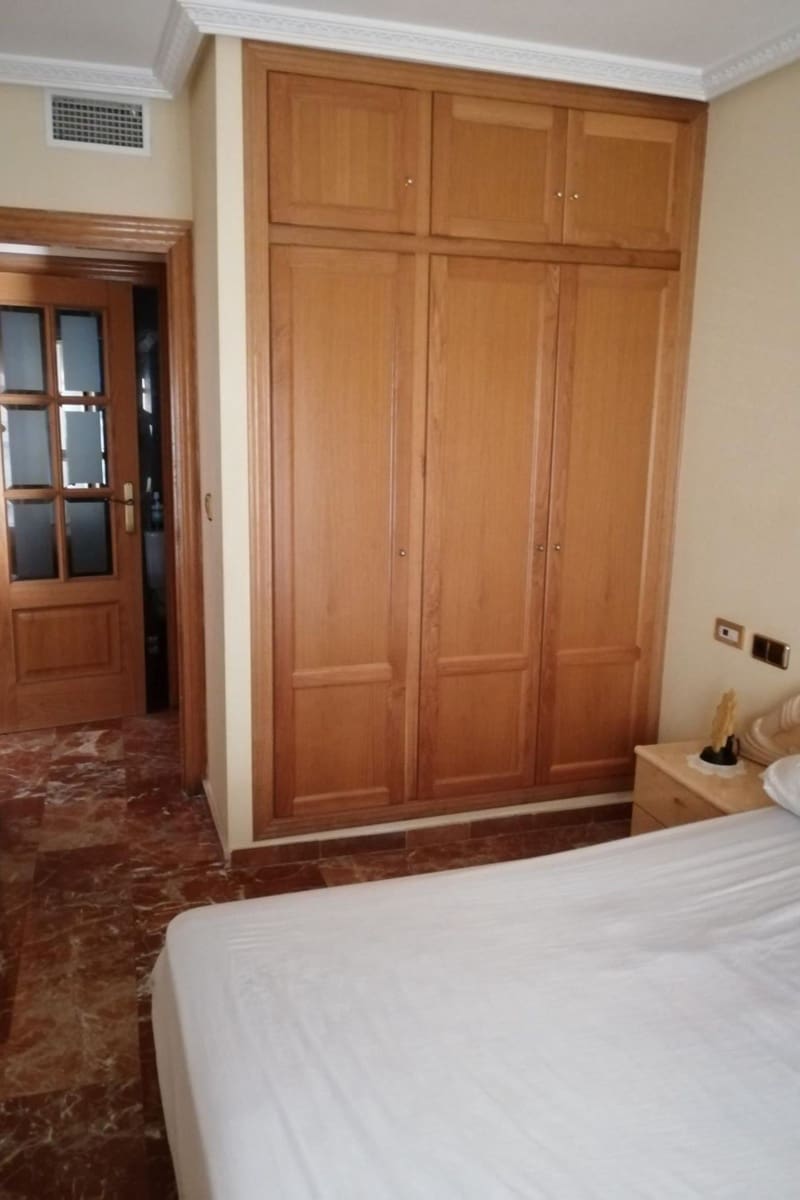 Apartamento de 3 habitaciones en Torrevieja en venta - 237.000 € (Ref: 9412822)