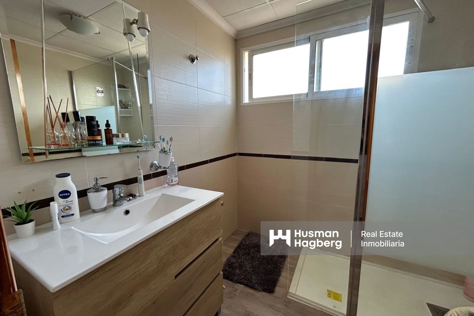 Apartamento de 2 habitaciones en Guardamar del Segura en venta con piscina - 259.000 € (Ref: 9417724)