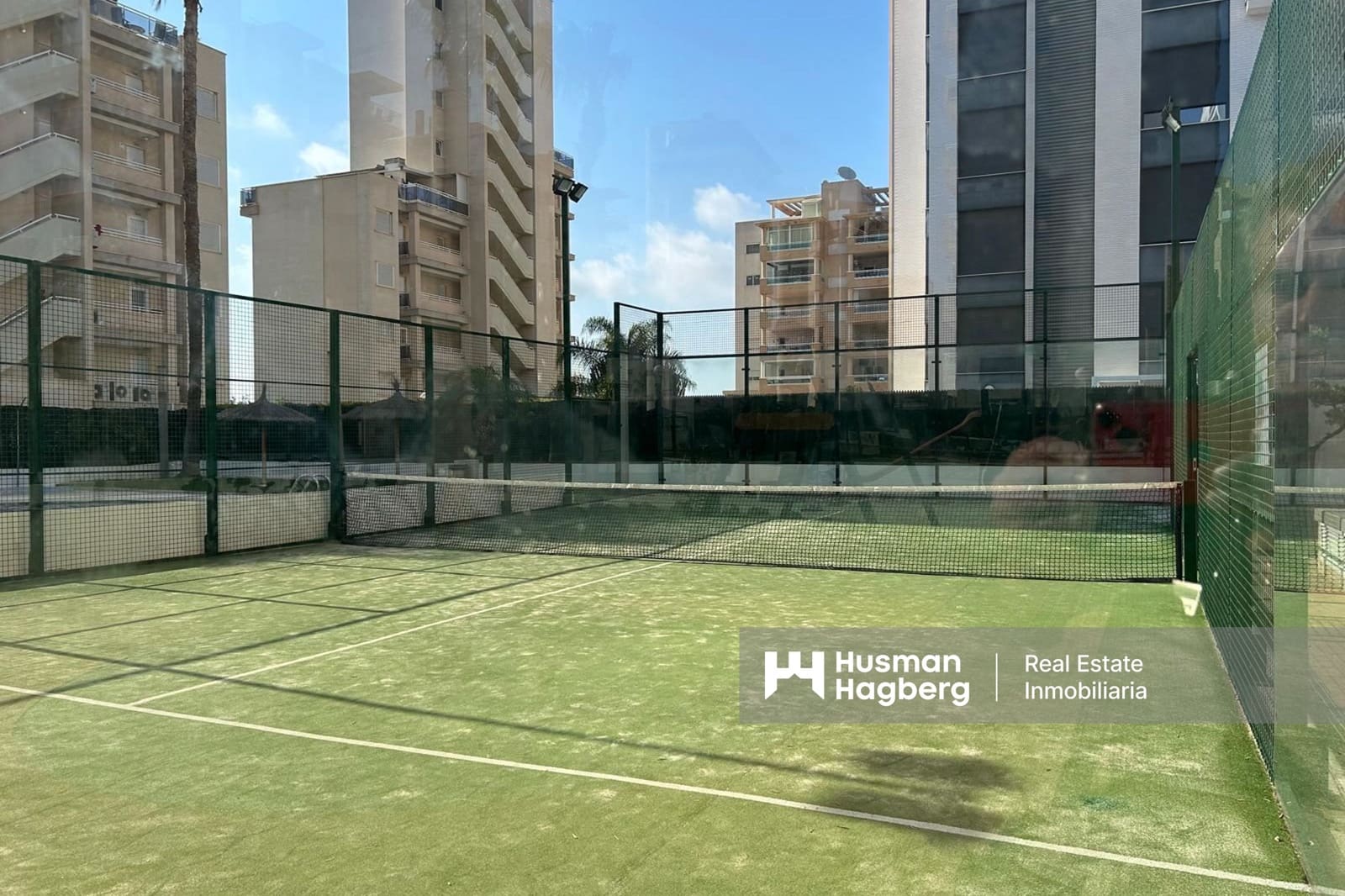 Apartamento de 2 habitaciones en Guardamar del Segura en venta con piscina - 259.000 € (Ref: 9417724)