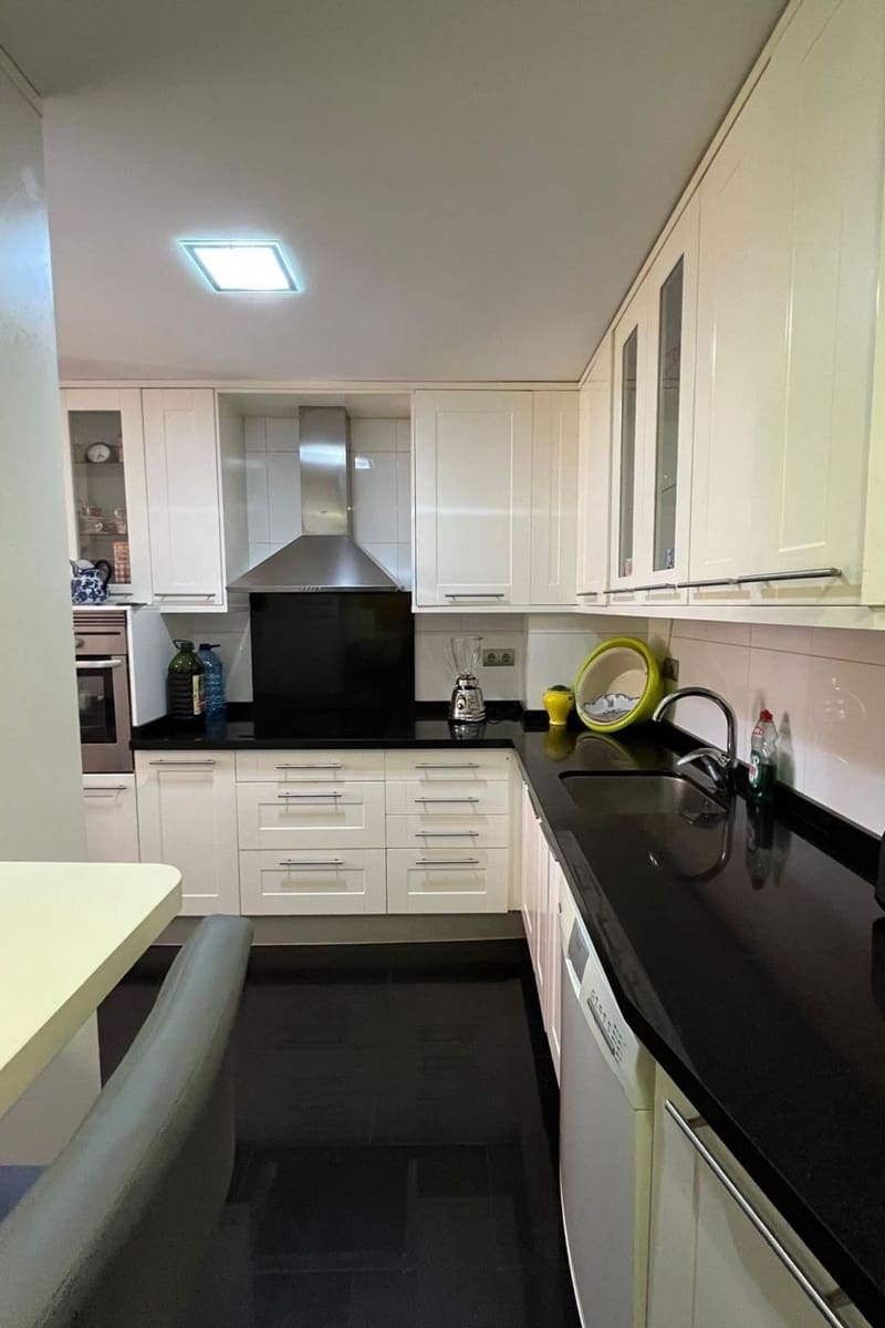 3 sovrum Lägenhet till salu i Alicante stad med pool - 268 000 € (Ref: 9417727)