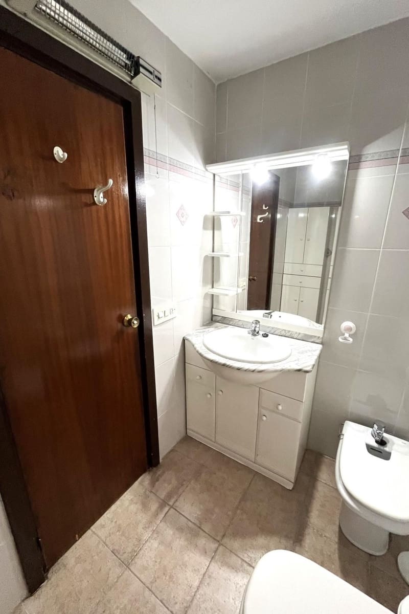 3 camera da letto Appartamento in vendita in Alicante citta - 250.000 € (Rif: 9417729)