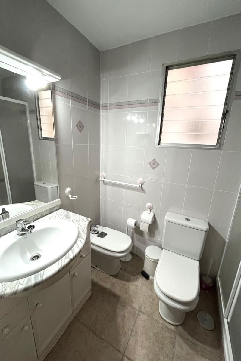 3 camera da letto Appartamento in vendita in Alicante citta - 250.000 € (Rif: 9417729)