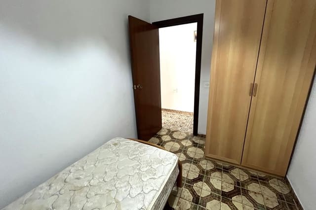 3 quarto Apartamento para venda em Benalúa, Alicante cidade - 250 000 € (Ref: 9417729)