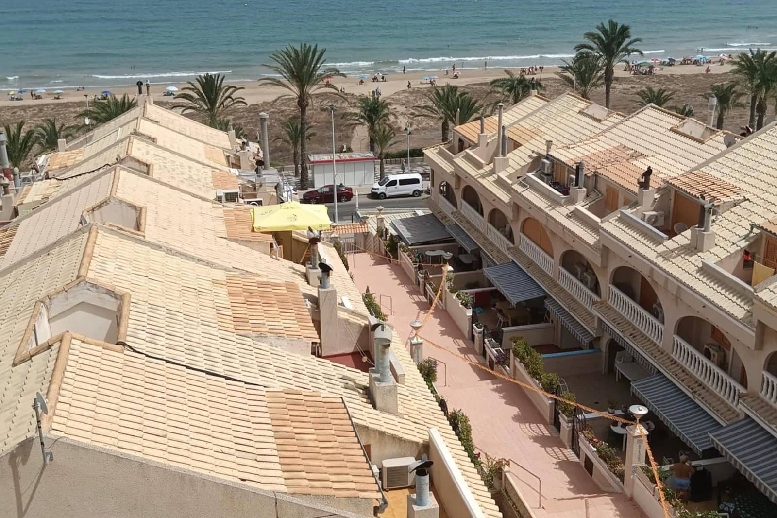 2 soverom Leilighet til salgs i Arenales del Sol med svømmebasseng - € 243 000 (Ref: 9417731)