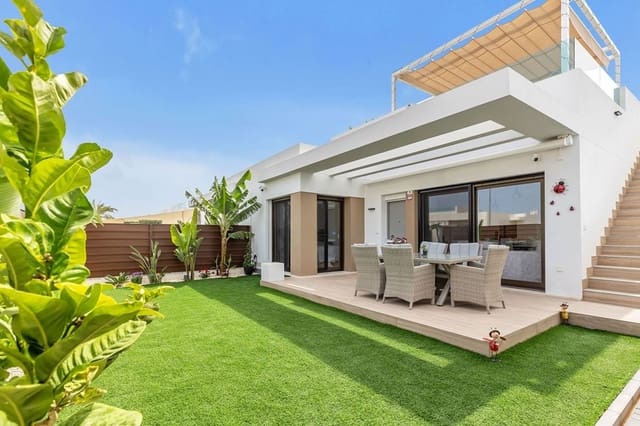 2 sovrum Hus till salu i Jacarilla med pool - 349 000 € (Ref: 9426205)