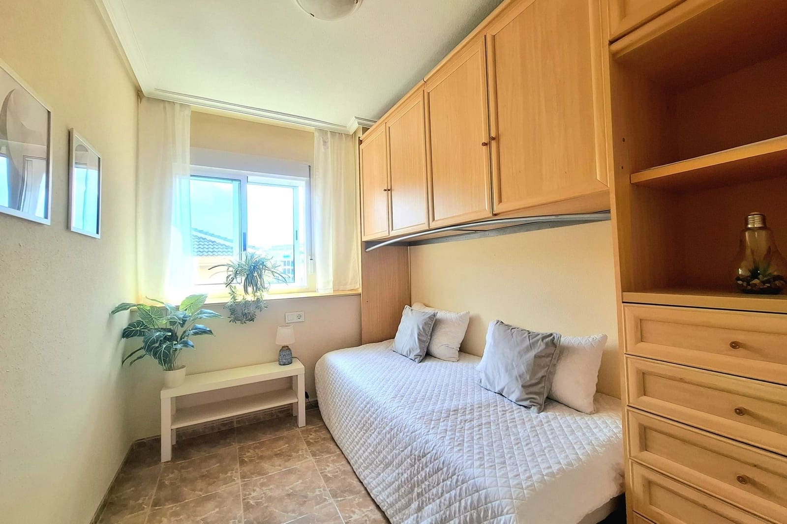 2 makuuhuone Huoneisto myytävänä paikassa Torrevieja mukana uima-altaan - 149 000 € (Ref: 9426207)