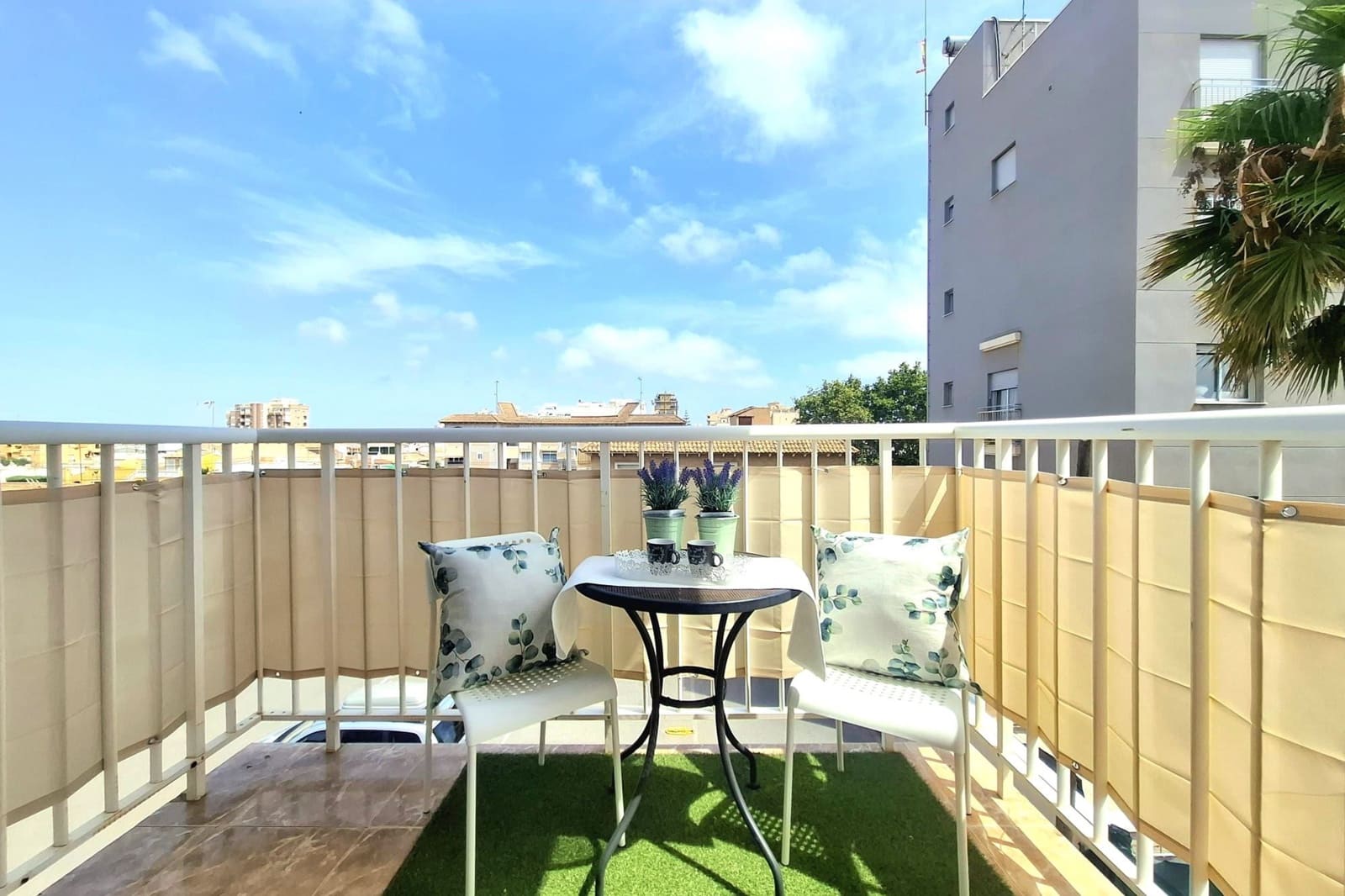 2 makuuhuone Huoneisto myytävänä paikassa Torrevieja mukana uima-altaan - 149 000 € (Ref: 9426207)