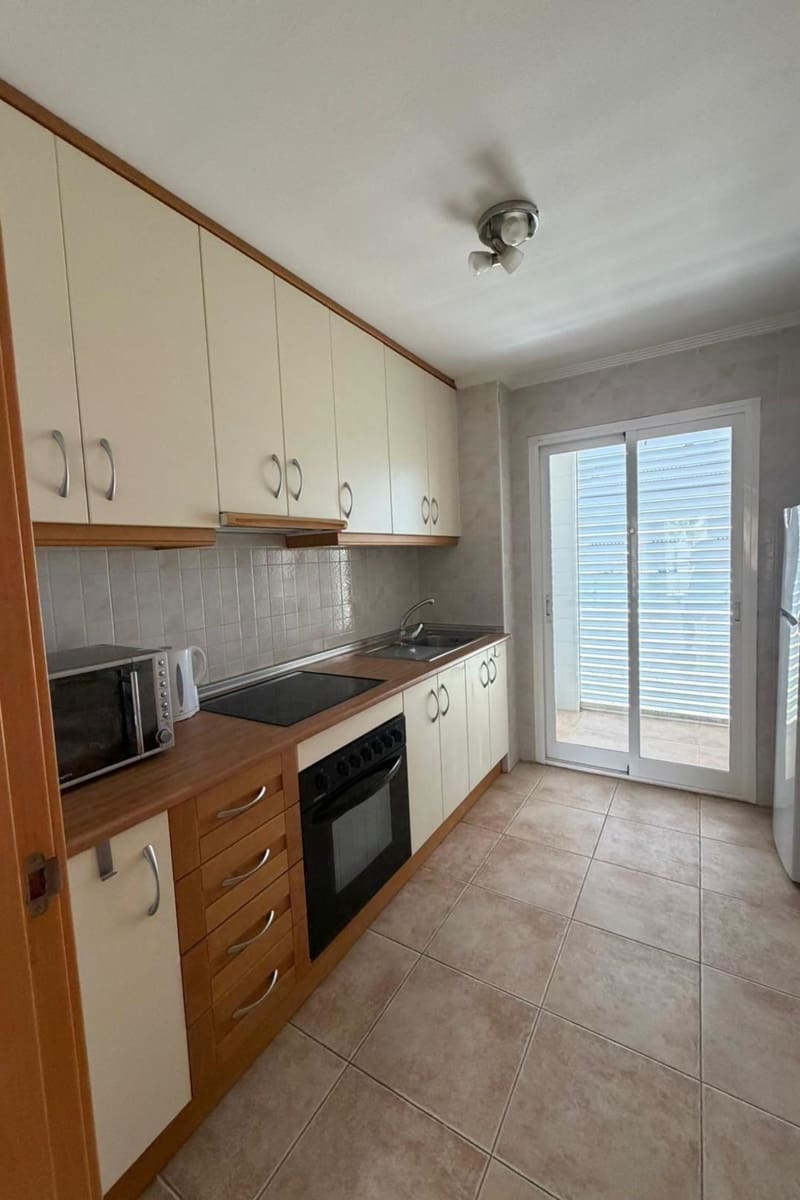 2 makuuhuone Huoneisto myytävänä paikassa Torrevieja mukana uima-altaan - 225 000 € (Ref: 9428789)