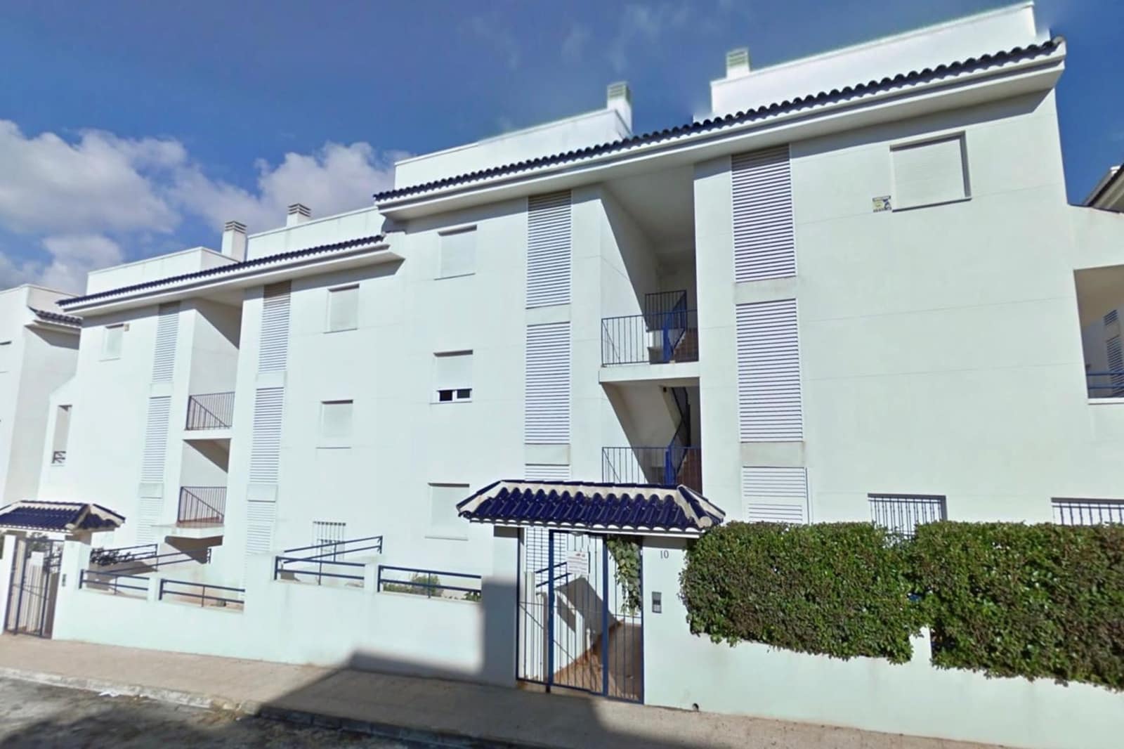 2 makuuhuone Huoneisto myytävänä paikassa Torrevieja mukana uima-altaan - 225 000 € (Ref: 9428789)