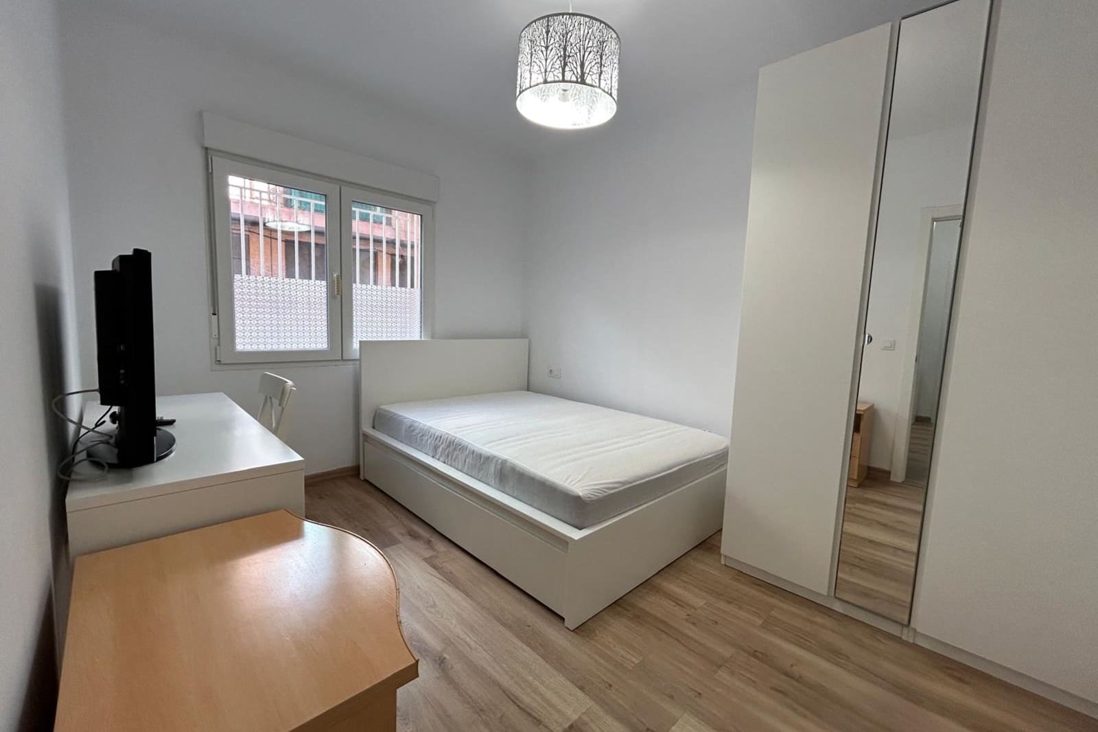 5 makuuhuone Huoneisto myytävänä paikassa Alicante kaupunki - 258 000 € (Ref: 9431770)