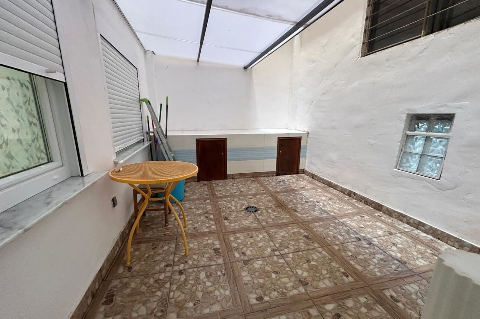 5 makuuhuone Huoneisto myytävänä paikassa Alicante kaupunki - 258 000 € (Ref: 9431770)