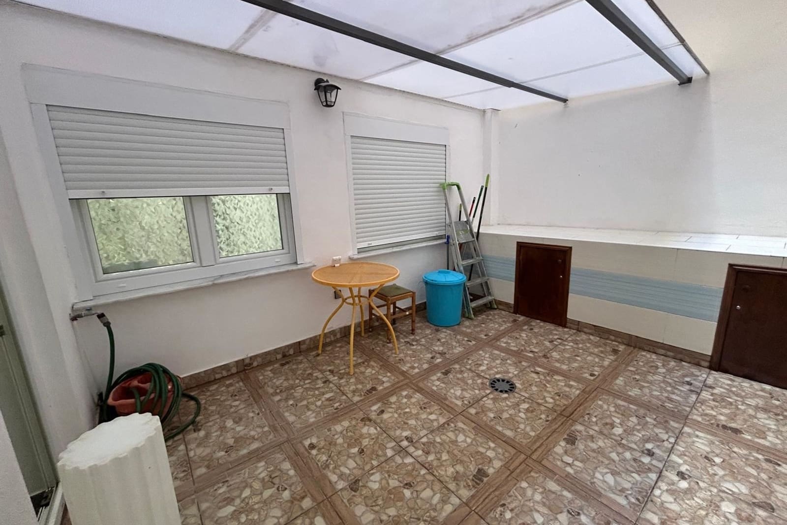 5 makuuhuone Huoneisto myytävänä paikassa Alicante kaupunki - 258 000 € (Ref: 9431770)