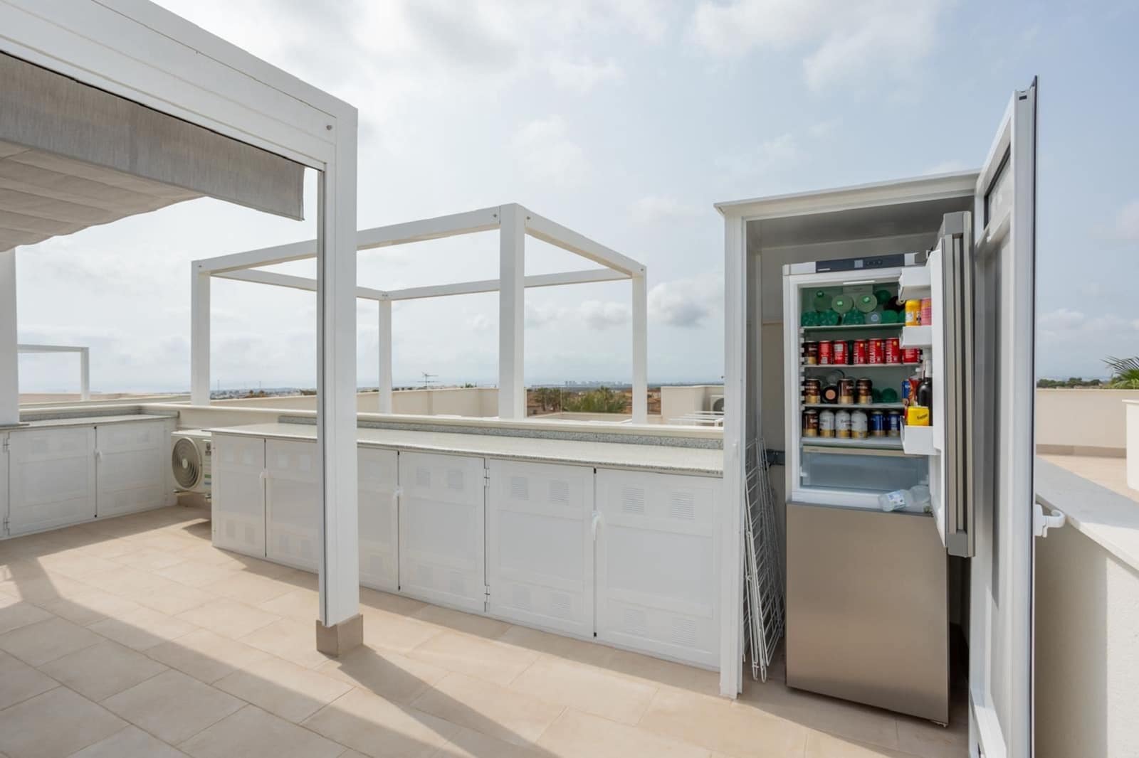 Apartamento de 2 habitaciones en La Florida en venta con piscina - 299.500 € (Ref: 9431771)