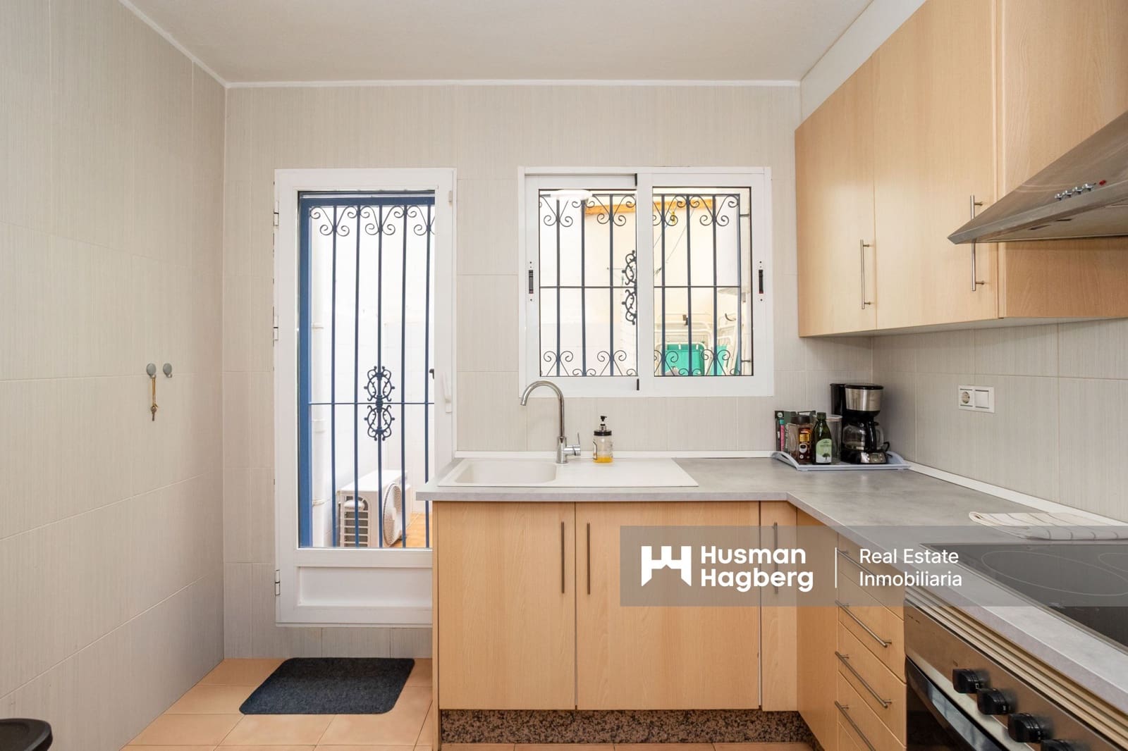 3 quarto Casa em Banda para venda em Villamartin com piscina - 249 000 € (Ref: 9432431)