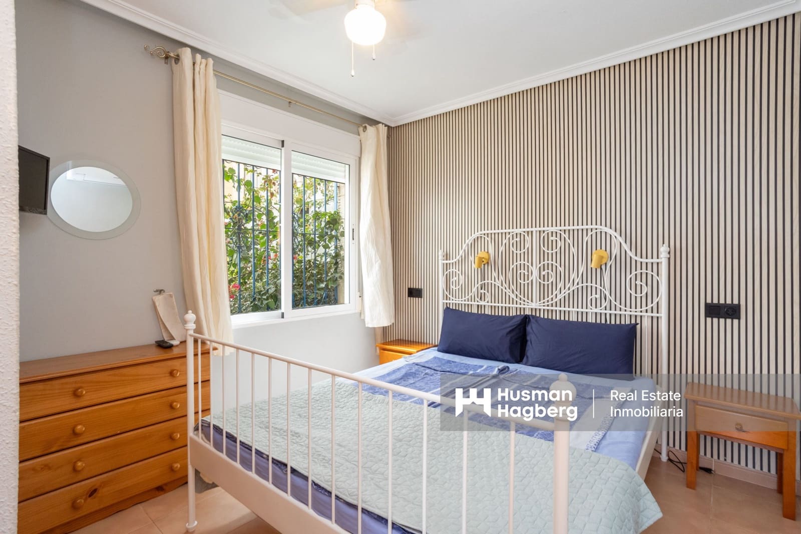 3 quarto Casa em Banda para venda em Villamartin com piscina - 249 000 € (Ref: 9432431)