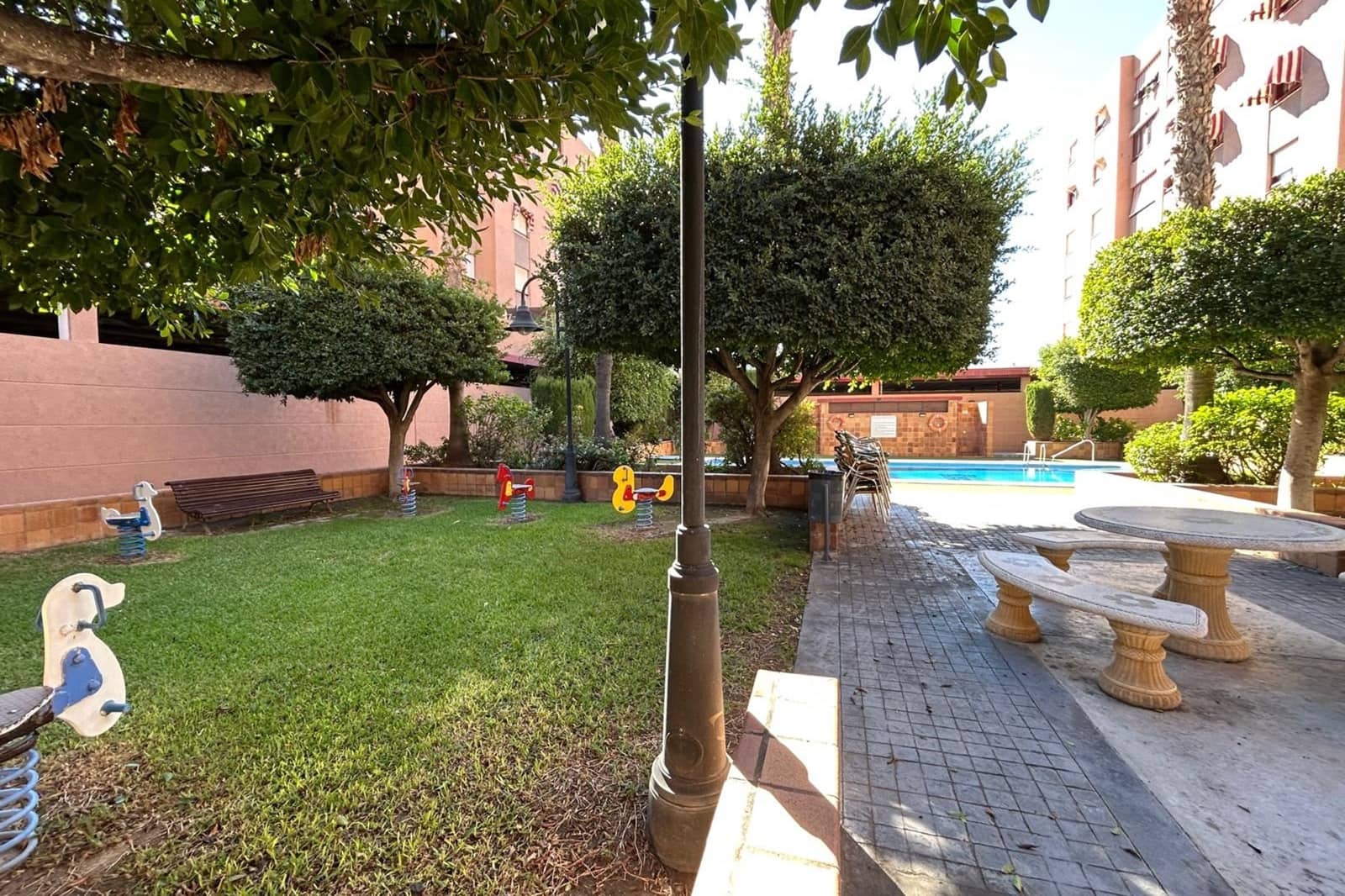 3 sypialnia Apartament na sprzedaż w Miasto Alicante / Alacant z basenem - 299 000 € (Ref: 9432432)