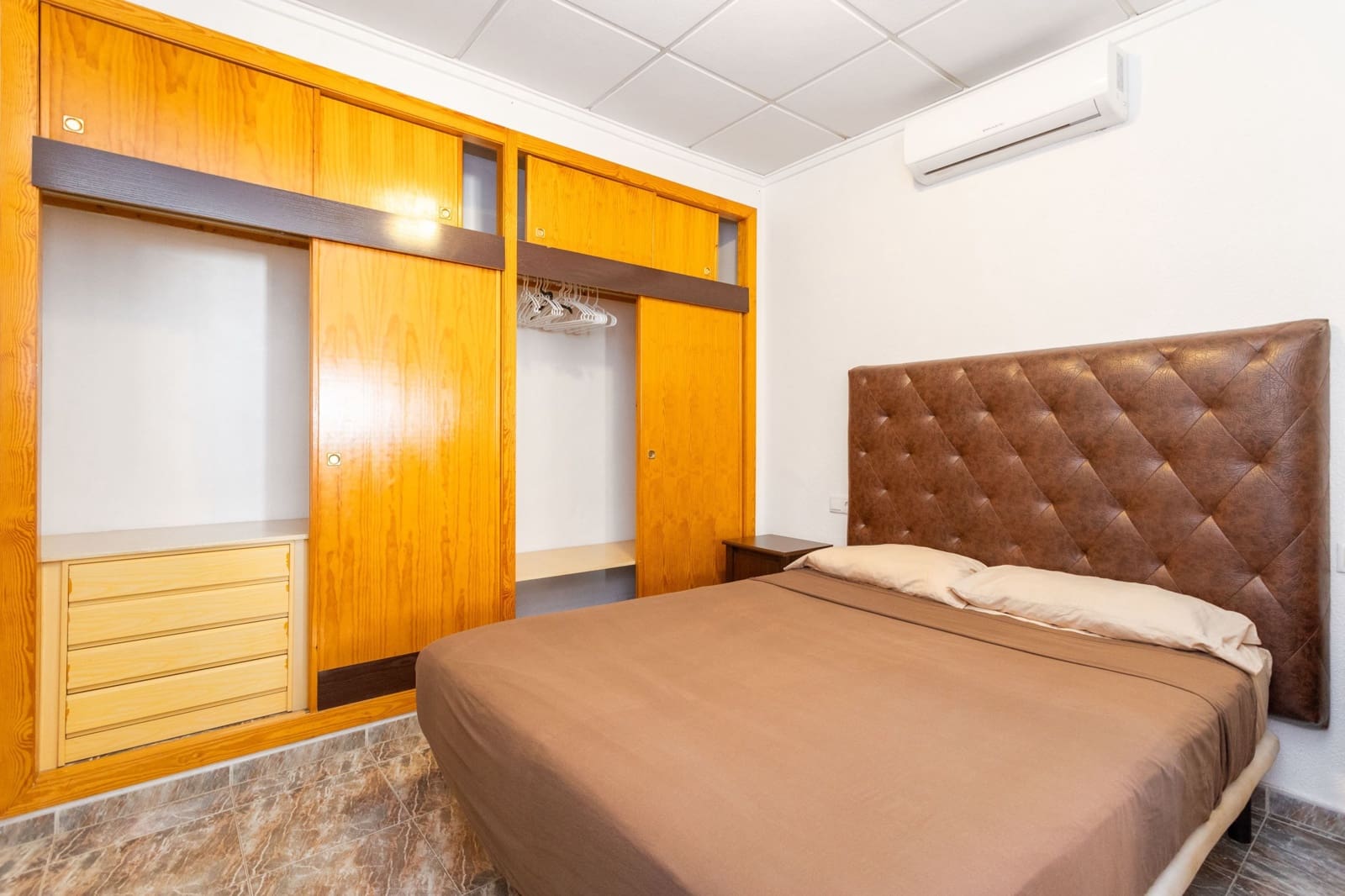 4 sovrum Hus till salu i Los Montesinos med pool - 290 000 € (Ref: 9432433)