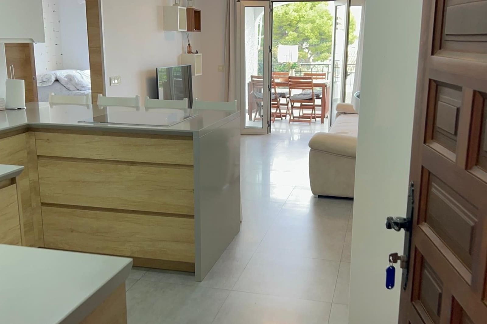 Apartamento de 2 habitaciones en Cabo Roig en venta con piscina - 240.000 € (Ref: 9432434)