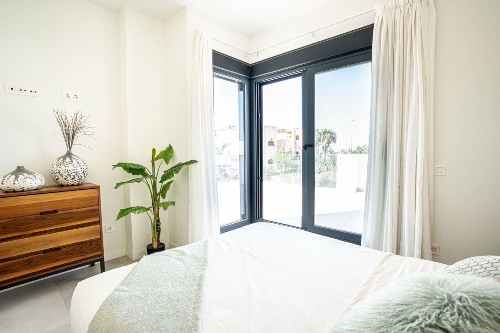 3 bedroom Villa for sale in San Fulgencio with pool - € 539,000 (Ref: 9432527)