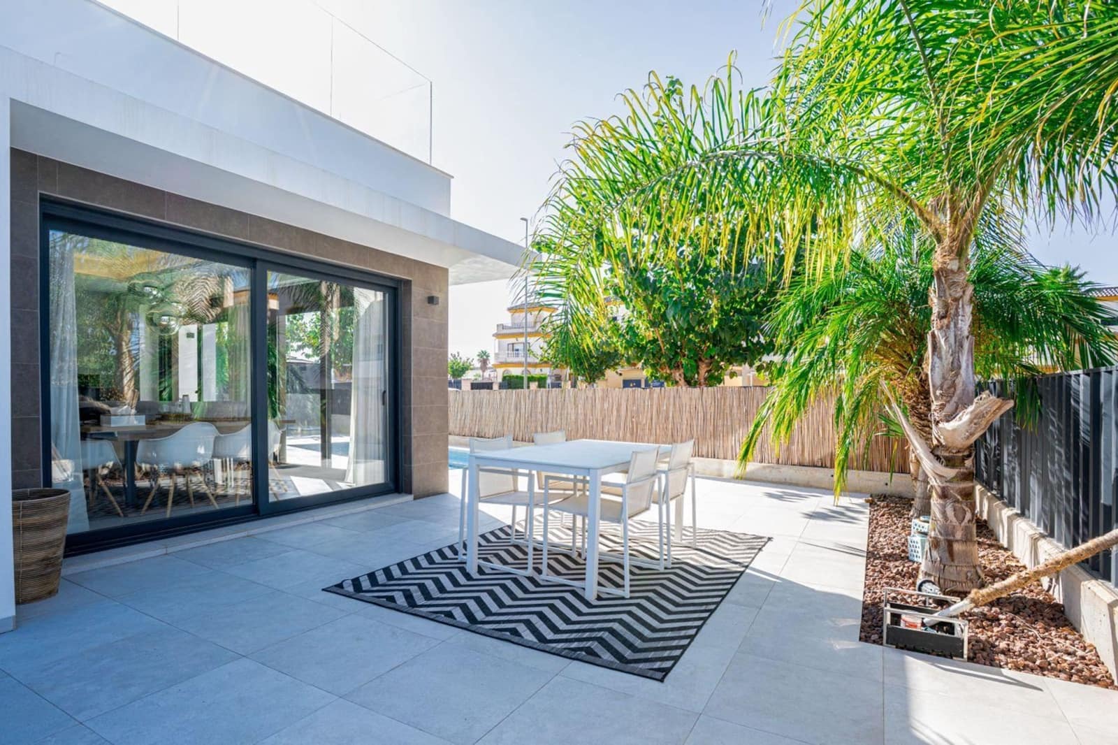 3 bedroom Villa for sale in San Fulgencio with pool - € 539,000 (Ref: 9432527)