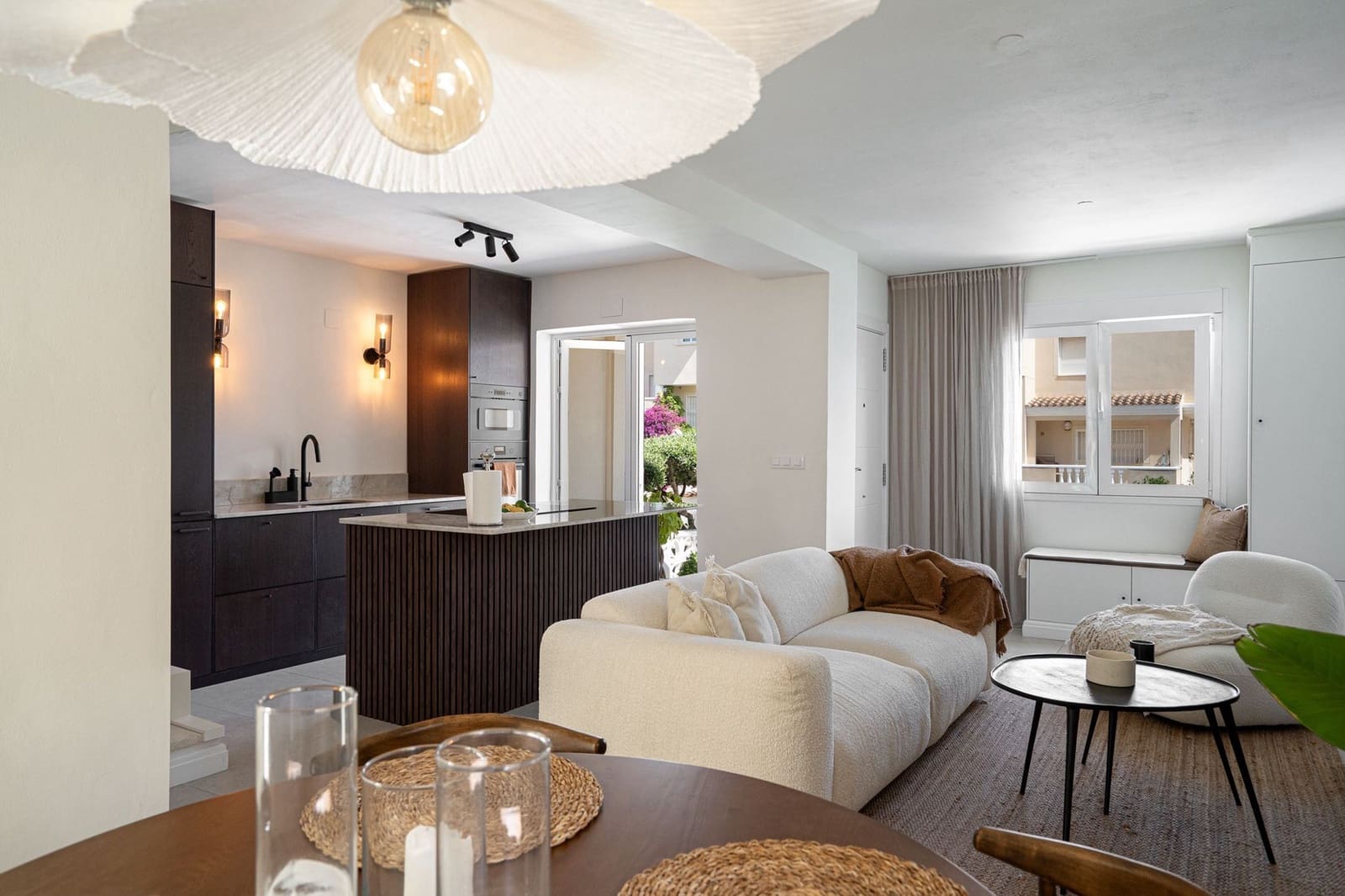 3 bedroom Townhouse for sale in La Florida with pool - € 279,000 (Ref: 9432529)